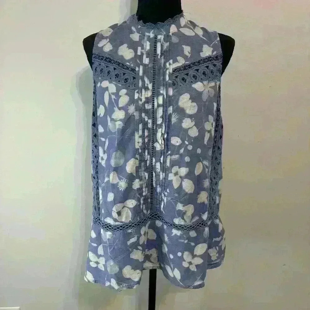 Anthropologie Blue and White Floral Tank Top